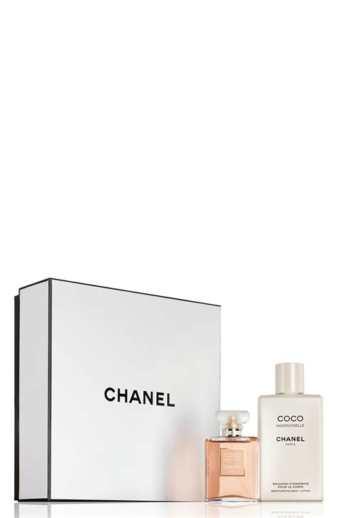 green chanel perfume gift set|chanel coco mademoiselle gift set.